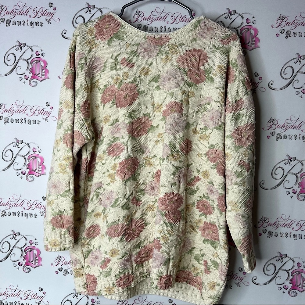 Encore tricot pull over warm Floral Knit Crew Neck Sweater - Cream and Pink